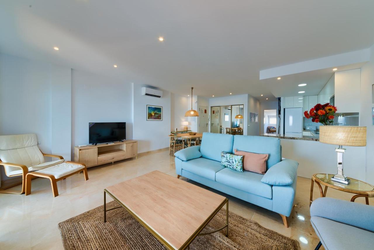 Holidays2Fuengirola Duplex With Stunning Sea View, Terraces,1St Line Beside Port Ngoại thất bức ảnh