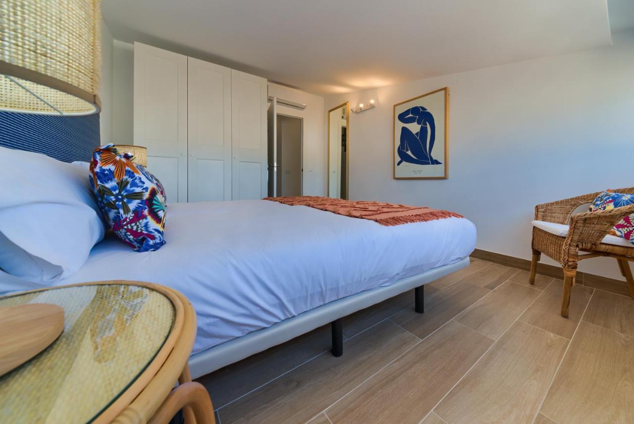 Holidays2Fuengirola Duplex With Stunning Sea View, Terraces,1St Line Beside Port Ngoại thất bức ảnh