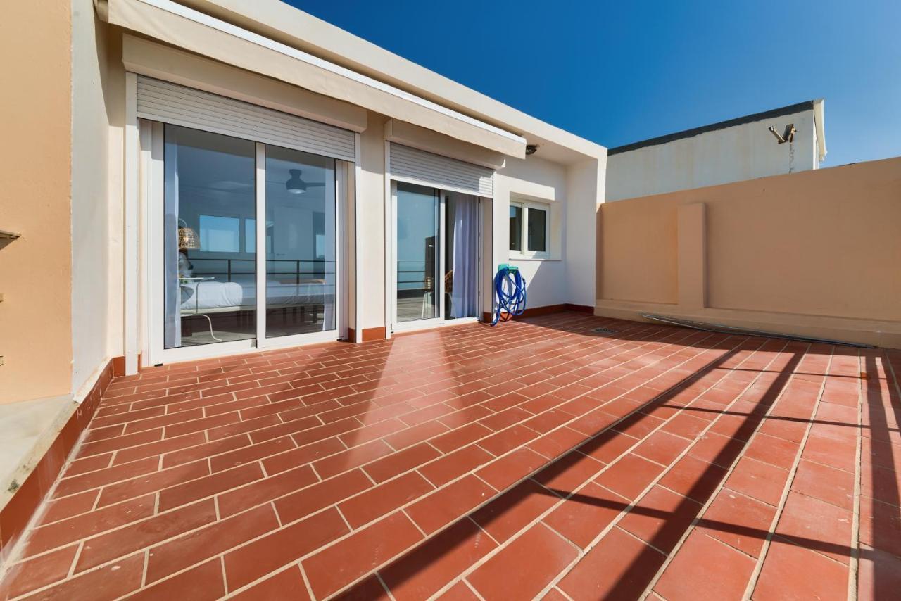 Holidays2Fuengirola Duplex With Stunning Sea View, Terraces,1St Line Beside Port Ngoại thất bức ảnh