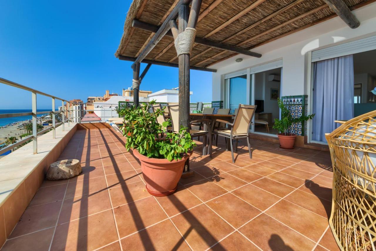 Holidays2Fuengirola Duplex With Stunning Sea View, Terraces,1St Line Beside Port Ngoại thất bức ảnh