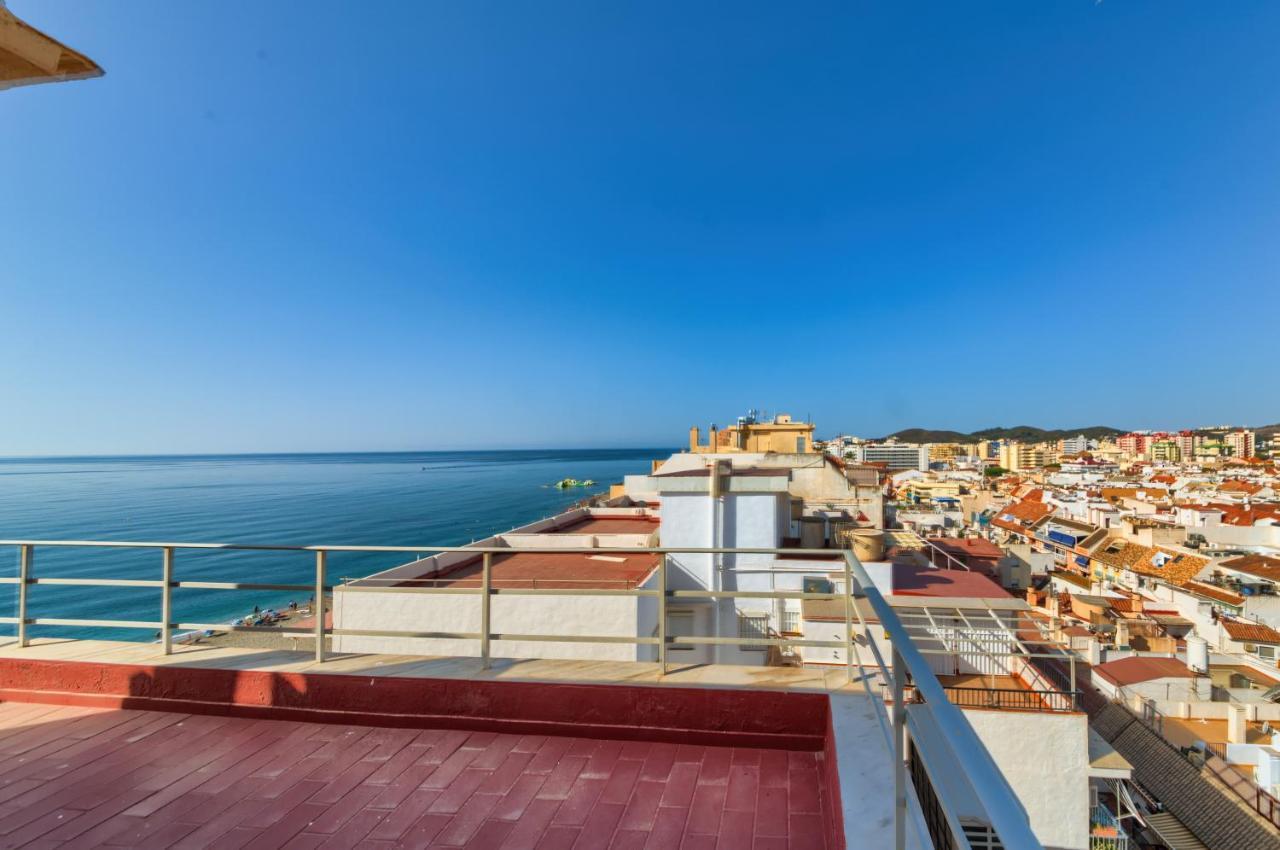 Holidays2Fuengirola Duplex With Stunning Sea View, Terraces,1St Line Beside Port Ngoại thất bức ảnh